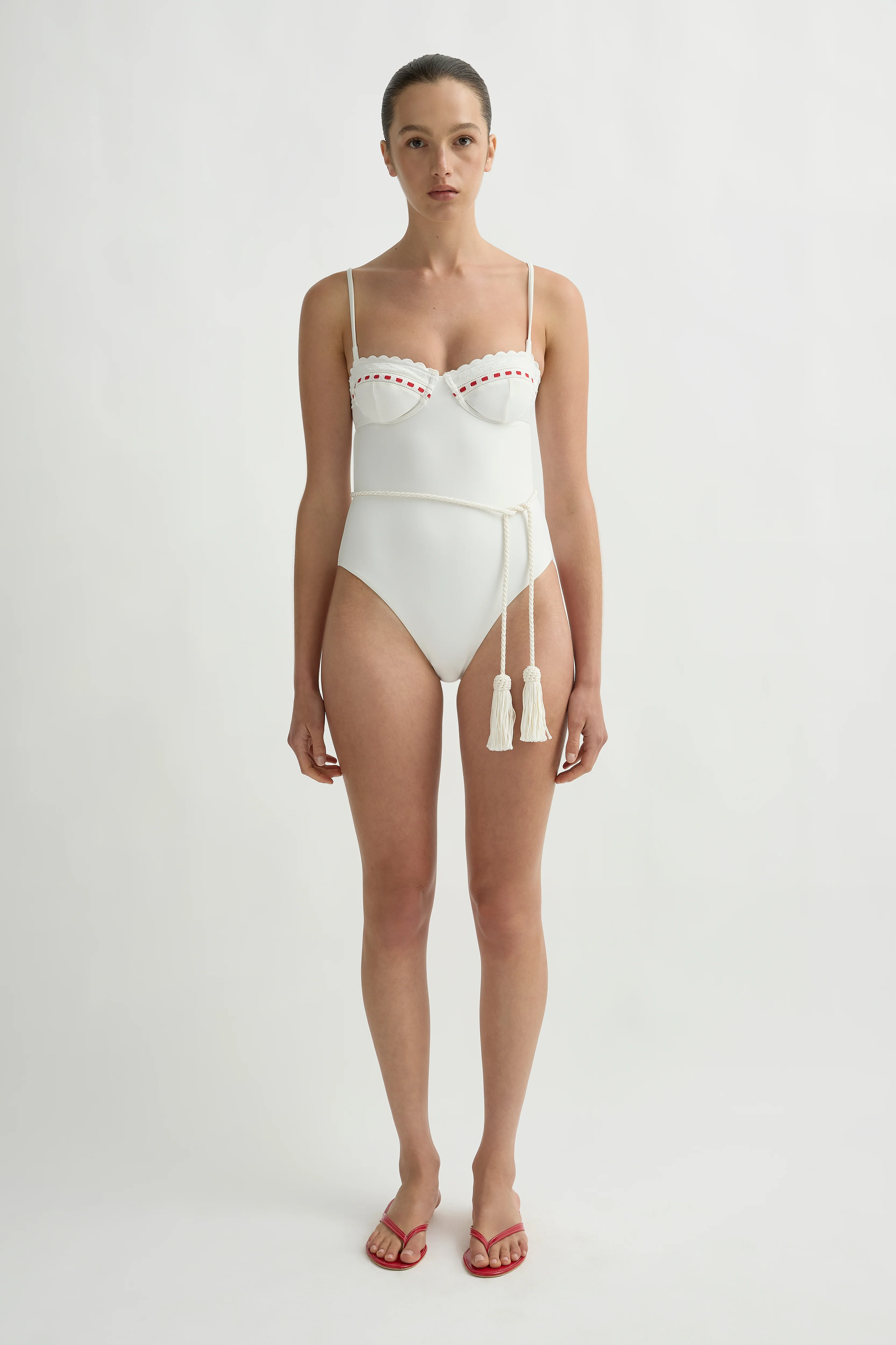 PIA ONE PIECE